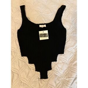Bobbles & Lace Weekend Festival Black Ribbed Asymmetrical Stepped Hem Tank Top L